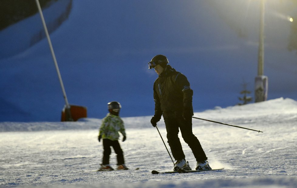Na horách jsou ideální podmínky k lyžování