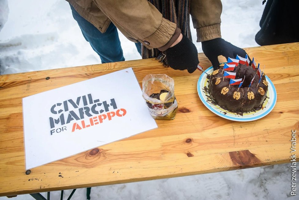 Občanský mírový pochod pro Aleppo vstoupil do České republiky.