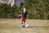 Josífek (4) je tváří sobotního pochodu na Sněžku: Narodil se bez části nohy! Věří, že mu ještě doroste...