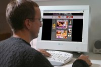 Pornostránky vás špehují! Čmuchají, kam chodíte na webu