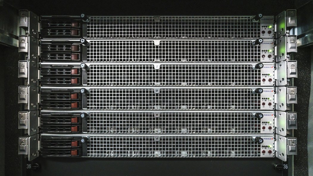 Nový superpočítač ČVUT