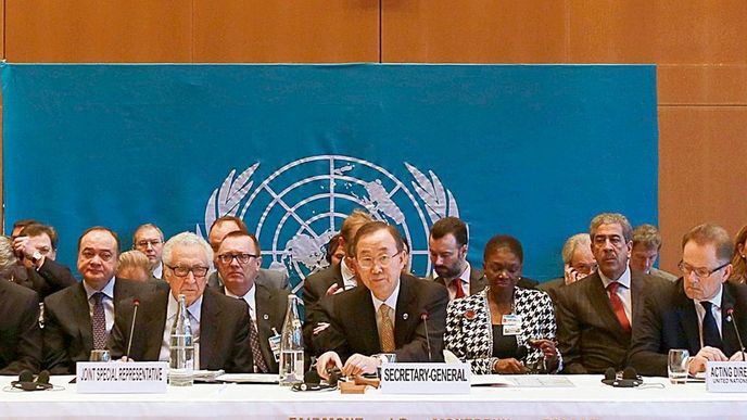 Pod vlajkou OSN. Ve švýcarském Montreaux byla včera za účasti představitelů čtyřiceti zemí světa zahájena mírová konference o Sýrii. Dnes se její jednání přesunulo do Ženevy