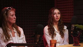 Johannka a její maminka Helga v podcastu Odvážný Tomáše Papršteina.