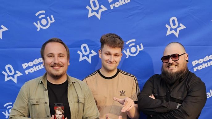 Podcast Padni komu padni s cenou Objev roku Podcast Padni komu padni s cenou Objev roku