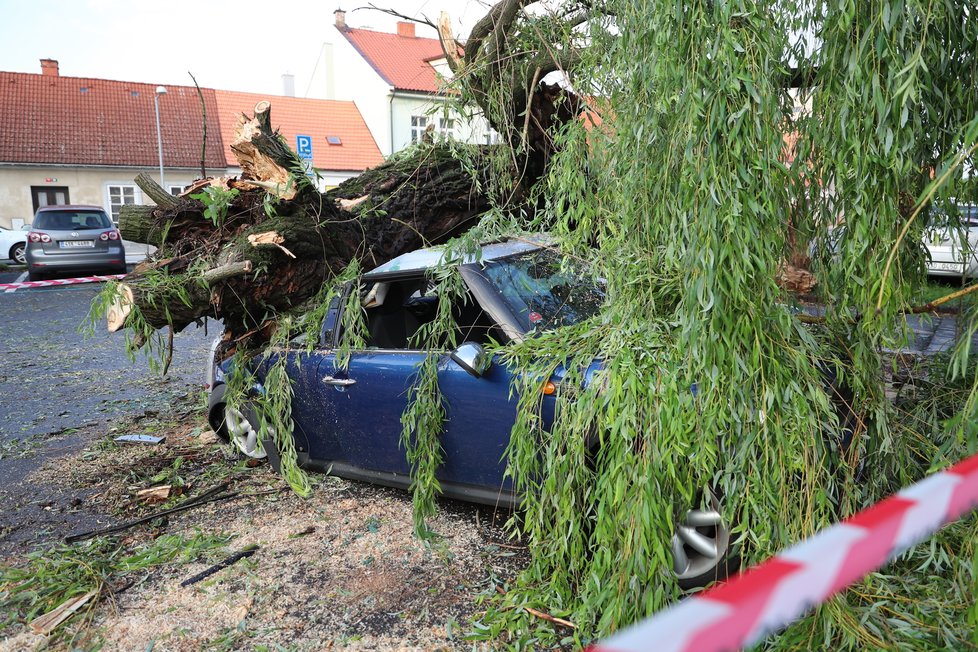 Poděbrady se prohnala smršť.