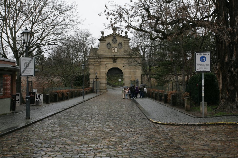 Takto známe Vyšehrad dnes - díky baroknímu opevnění je z něj citadela. V 11. století však byl spíše hradem a především panovnickým sídlem, z něhož vládl jak Vratislav II., tak i jeho synové. (ilustrační foto)