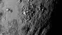Podrobný snímek povrchu Pluta