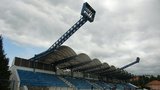 Zchátralý stadion v Drnovicích: Loni za něj město nabízelo jen 3,5 milionu, teď  ho koupí o pět milionů dráž! 