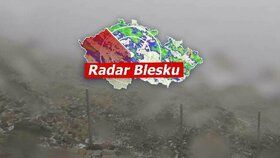 První sníh na Sněžce! V Česku se ochladilo, přibylo deště i větru, sledujte radar Blesku