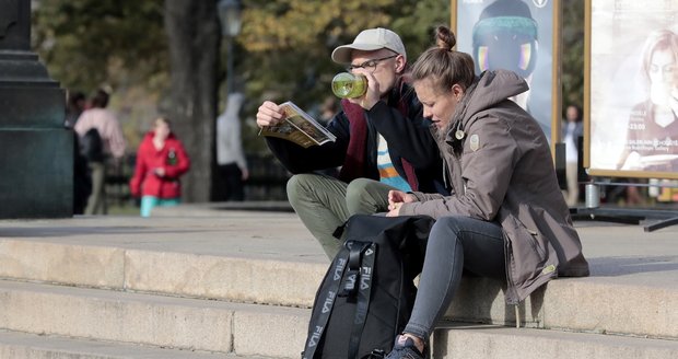 Nezvykle teplé listopadové počasí v Česku: Ochladí se ve čtvrtek