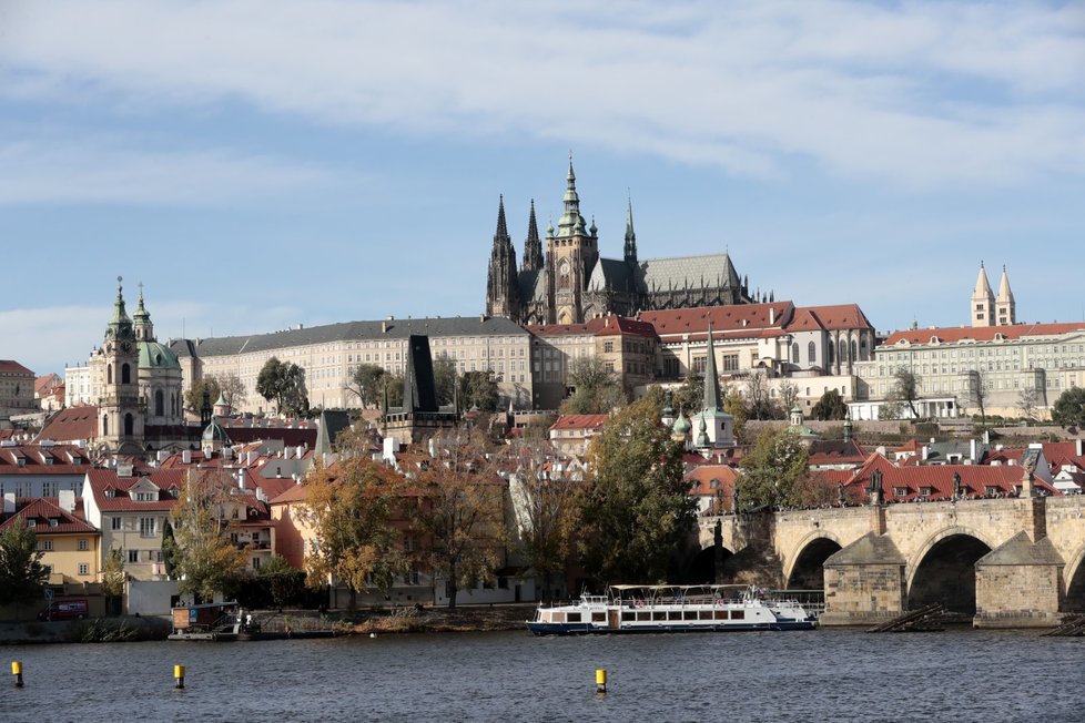Nezvykle teplé listopadové počasí v Česku: Ochladí se ve čtvrtek