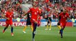 Fotbalisté Chile slaví klíčový gól proti Austrálii na Poháru FIFA
