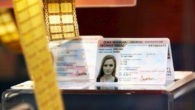 Úřední změna pohlaví by měla jít i bez operace, plánuje ministerstvo.