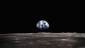 Pohled za Zemi z Měsíce (mise Apollo 11) Pohled za Zemi z Měsíce (mise Apollo 11)