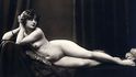 Alice Prin už od pouhých 14 let pózovala nahá sochařům.