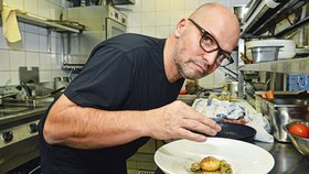 Největší kritik české gastronomie Pohlreich nemá rád, když ho někdo kritizuje!