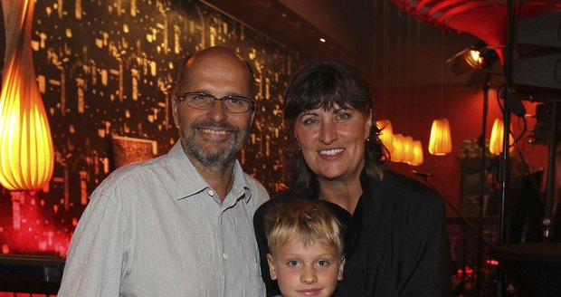 Zdeněk s manželkou a synem