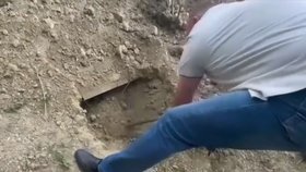 Muže z Moldavska agresor pohřbil zaživa.