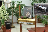 První pohřeb oběti z autobusu smrti: V Brně se rozloučili se známou jezdkyní (†62)