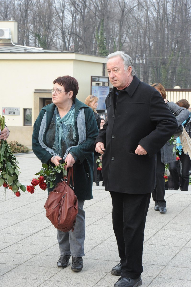 Rozloučení se Čtvrtlíkem - Jiří Lábus s kamarádkou