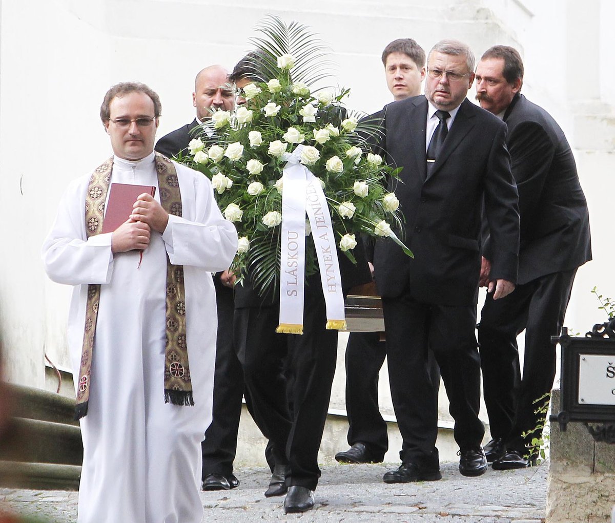 Rozloučení se Zuzanou Dřízhalovou v Praze-Dejvicích