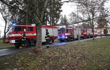 Pohřeb dobrovolného hasiče: Sbohem dali kolegové  i houkající cisterny!