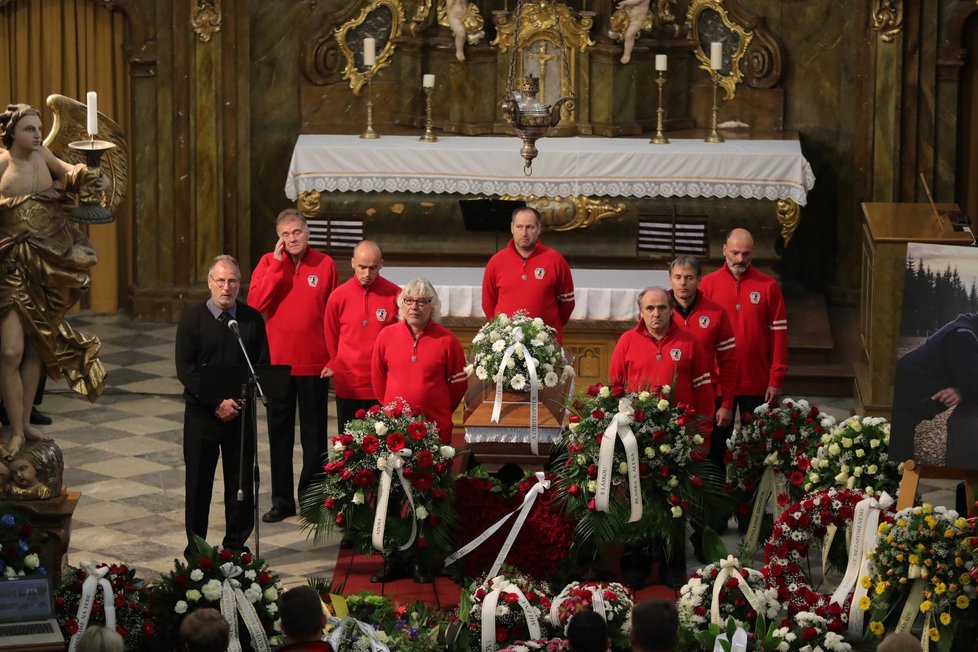 Pohřeb Adolfa Klepše (†53) ve Vrchlabí