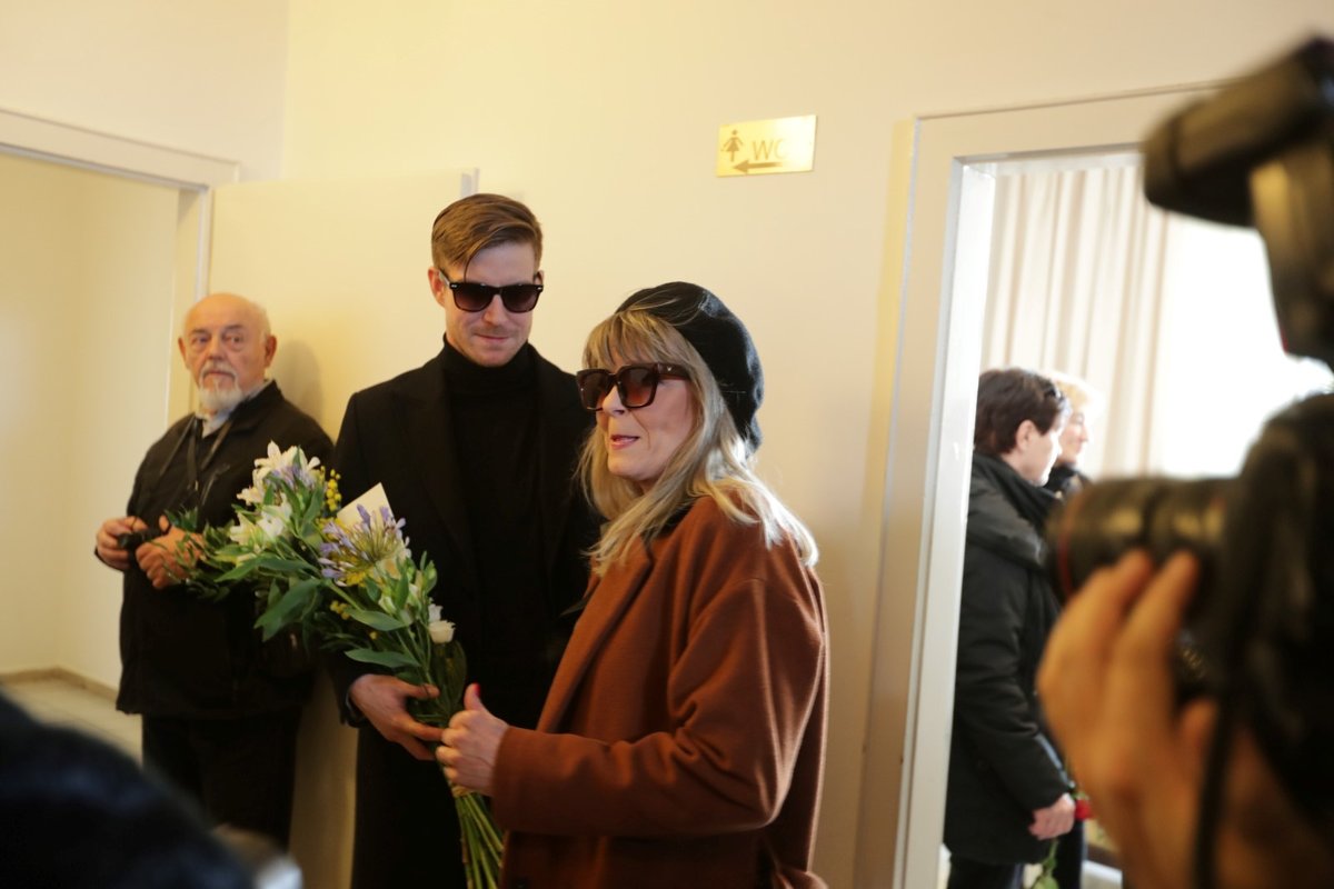 Pohřeb Jiřího Pechy: Chantal Poullain se synem Vladimírem Polívkou