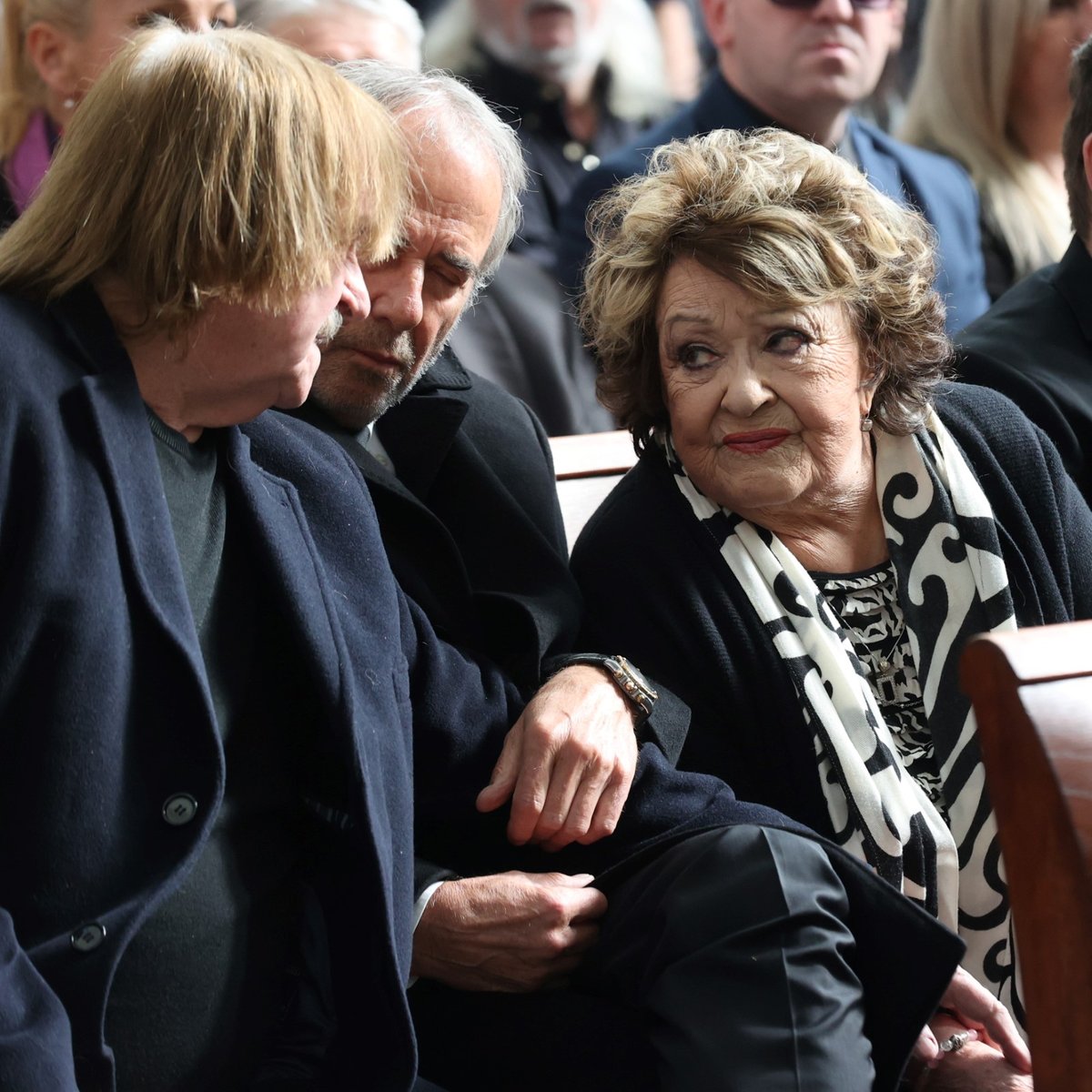 Pohřeb Josefa Aloise Náhlovského: Karel Vágner, Lubomír Focko a Jiřina Bohdalová 