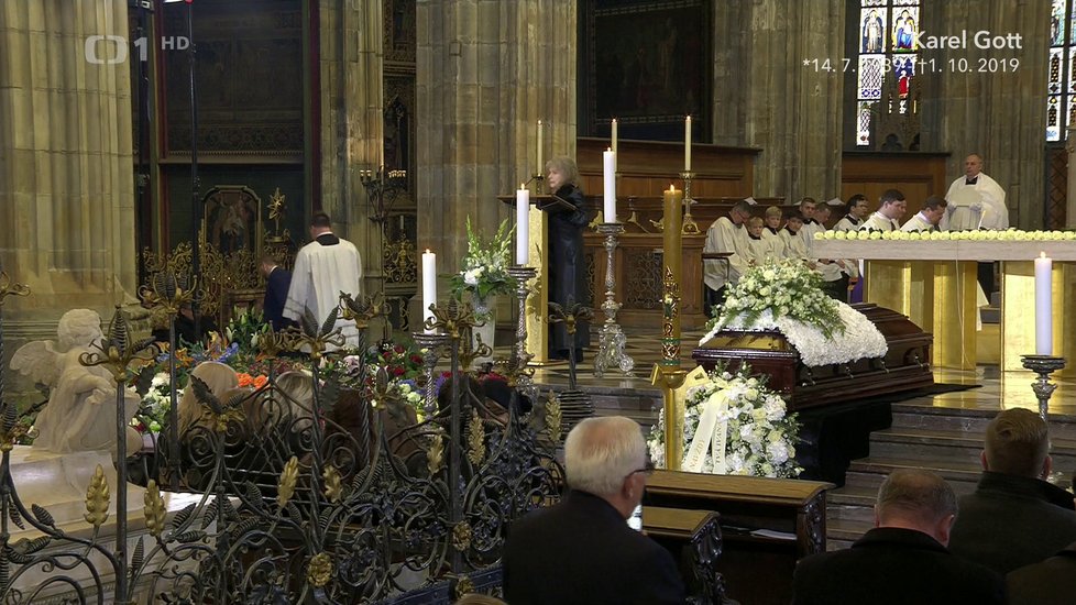 Zádušní mše za Karla Gotta v katedrále sv. Víta.
