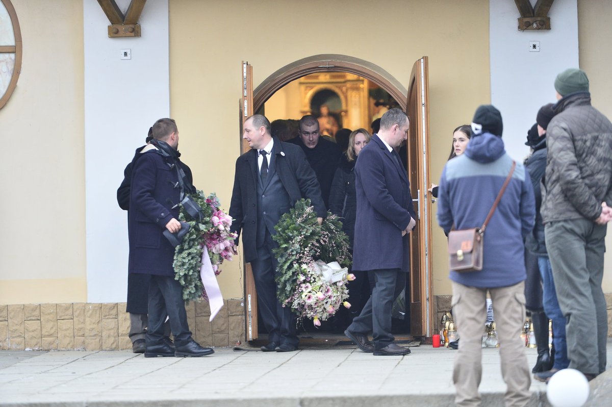 S Martinkou se přišly rozloučit stovky lidí