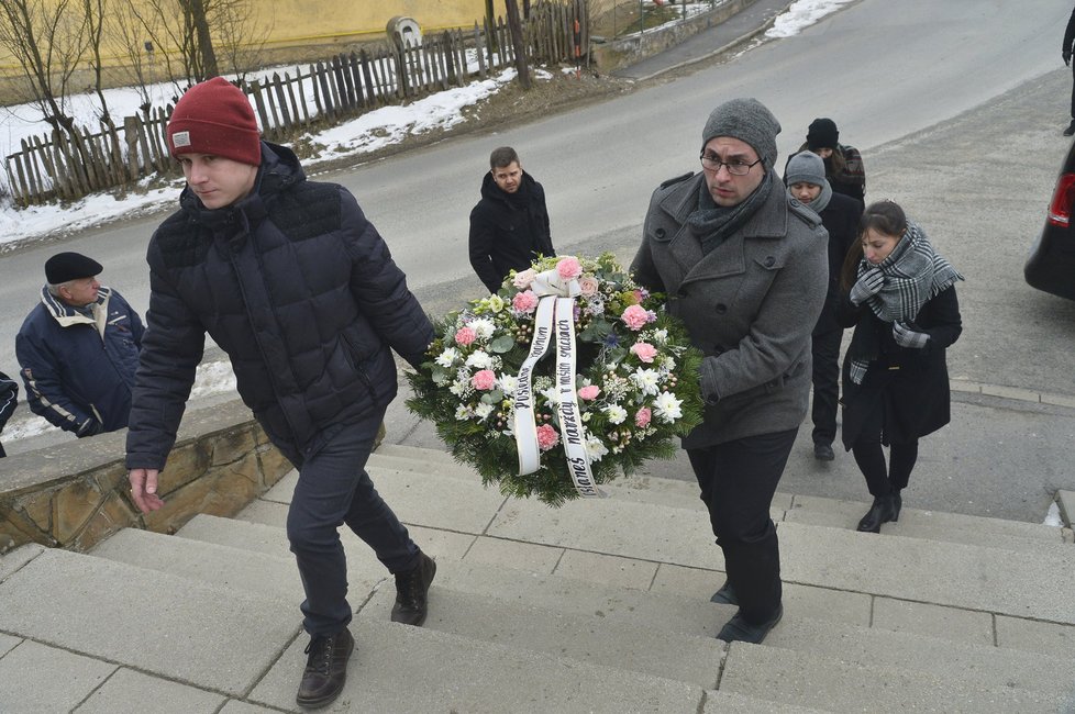 S Martinkou se přišly rozloučit stovky lidí