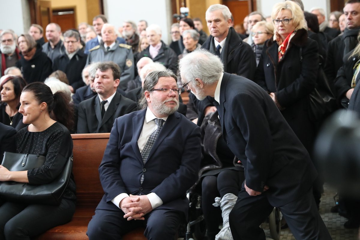 Pohřeb Luboše Dobrovského: Alexandr Vondra (7.2.2020)