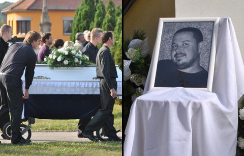 Pohřeb další oběti metylalkoholu: Martina (†29) zabil jedovatý rum