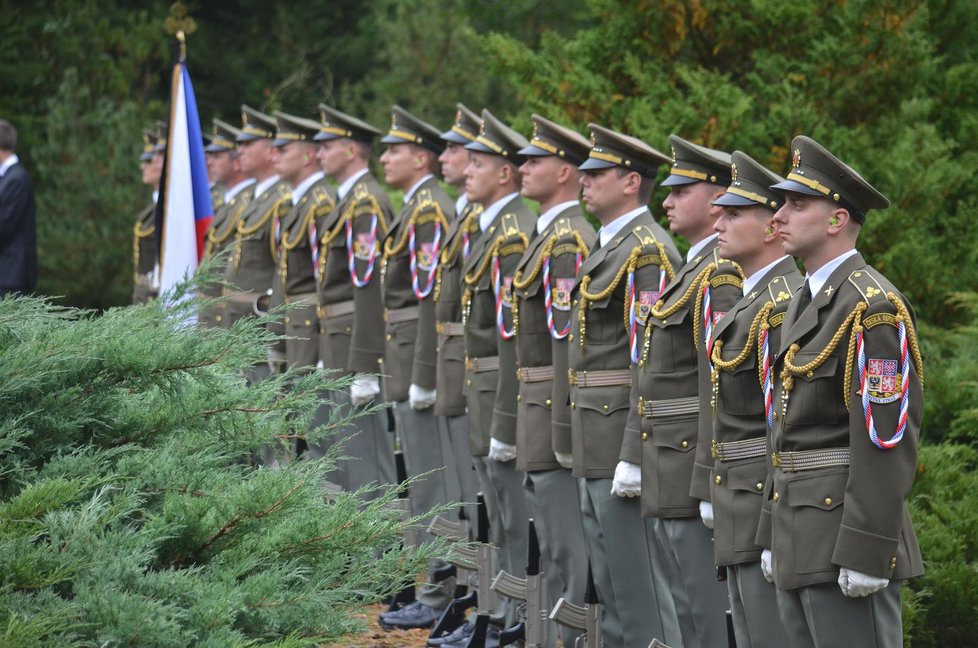 Pohřeb brigádního generála Milana Jakubů