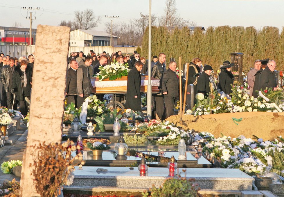 Poslední rozloučení se zastřeleným Davidem (†29)