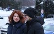 Pohřeb herce Pavla Nečase - Betka Stanková a Kristýna Kociánová Pohřeb herce Pavla Nečase - Betka Stanková a Kristýna Kociánová