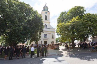 Poslední rozloučení s dobrovolným hasičem Josefem P. (†26) ve Velkých Pavlovicích