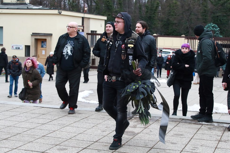 Pohřeb Petra Hoška z kapely Plexis