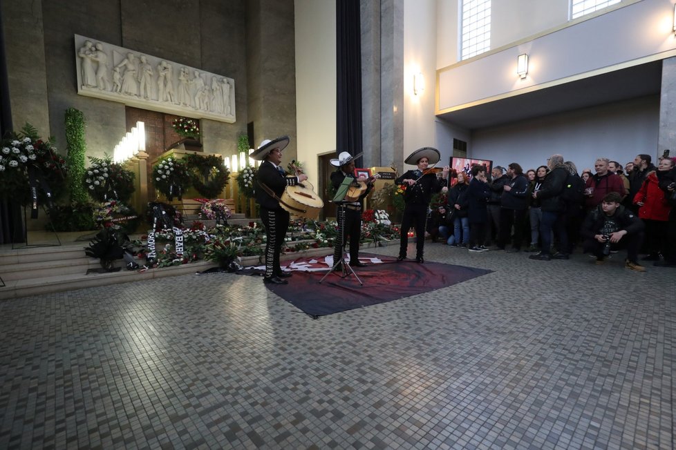 Pohřeb Petra Hoška z kapely Plexis