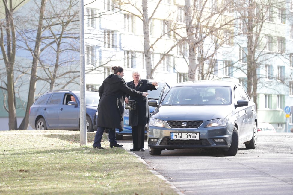 Pohřeb Jiřího Pomeje: Maminka zesnulého