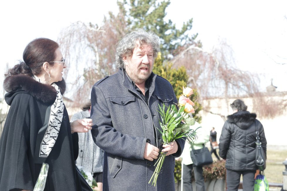 Pohřeb Jiřího Pomeje: Zdeněk Troška