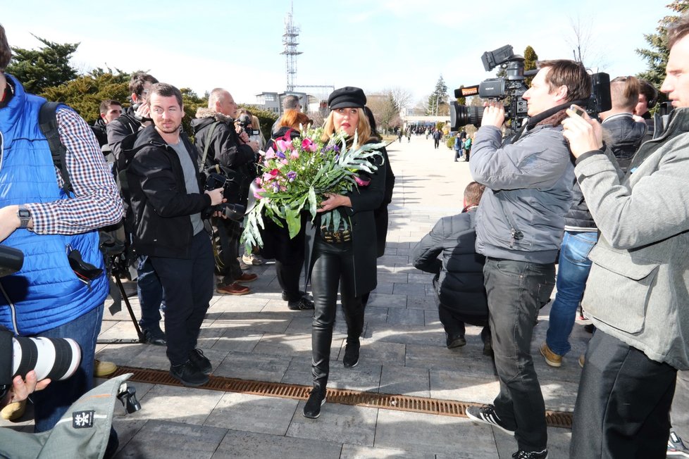 Pohřeb Jiřího Pomeje: Vendula Pizingerová