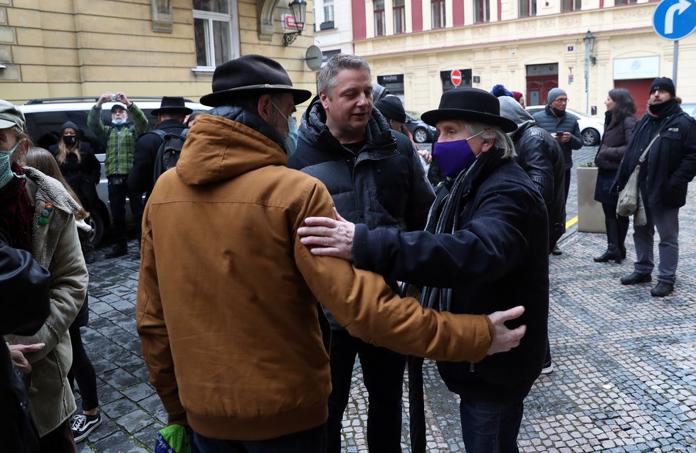 Poslední rozloučení se Svatoplukem „Sváťou“ Karáskem (†78)