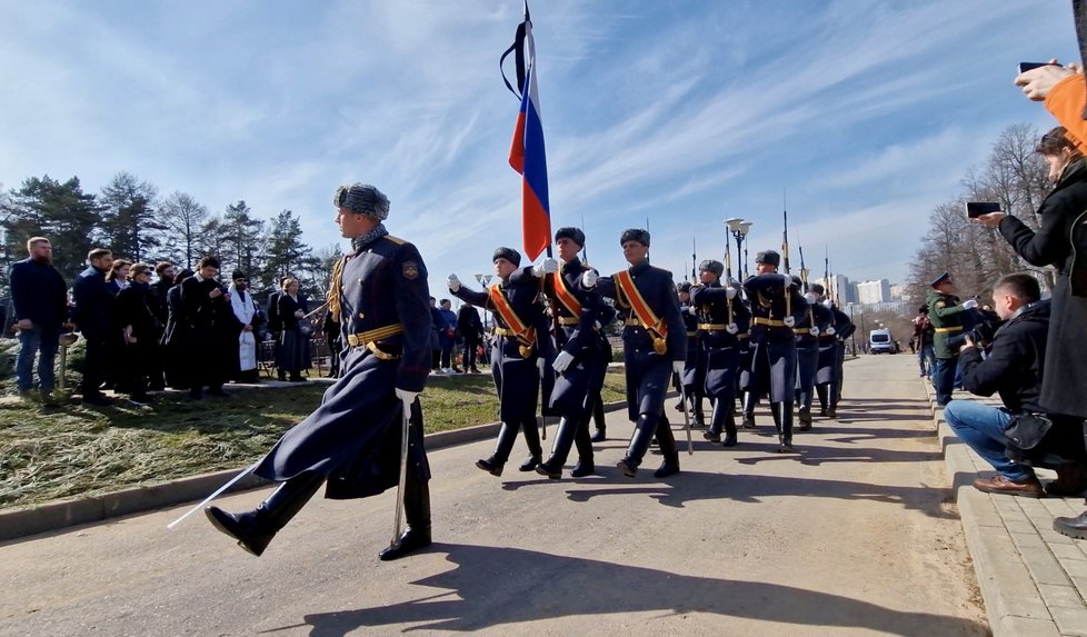Pohřeb prominentního vojenského blogera Vladlena Tatarského (8. 4.2023)