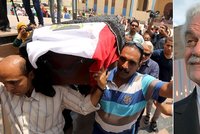 Sbohem, Živago! V Egyptě pohřbili Omara Sharifa. Rakev nesli ulicemi