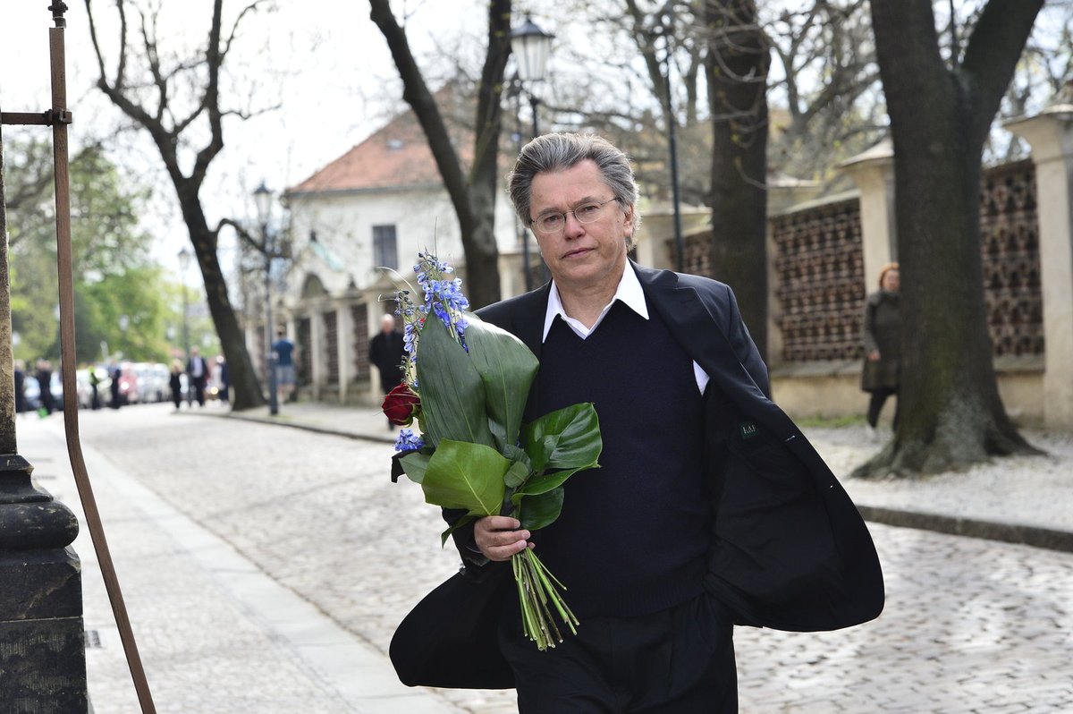 Přišel také Libor Rouček, bývalý mluvčí vlády Miloše Zemana.