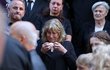 Helena Rytířová na pohřbu Václava Neckáře ml. Helena Rytířová na pohřbu Václava Neckáře ml.
