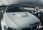 Video: Okruhový souboj BMW M3 vs. S 1000 RR
