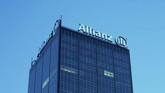 Pojišťovně Allianz klesl čtvrtletní zisk o 15 procent